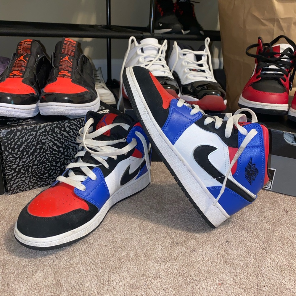 Jordan 1’s mid